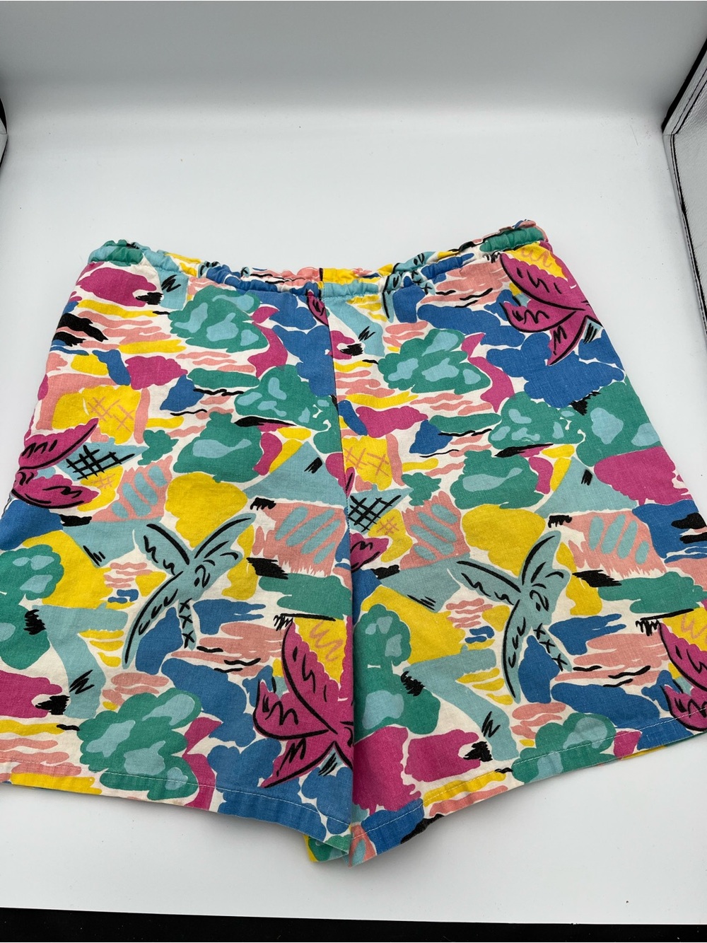 Vintage 80s California Splash Women’s Shorts AOP Beach Palm Tree Retro - Picture 3 of 8